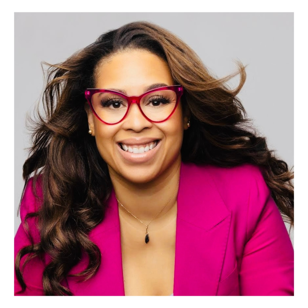 Vina Morris Headshot Tech Forward Speaker